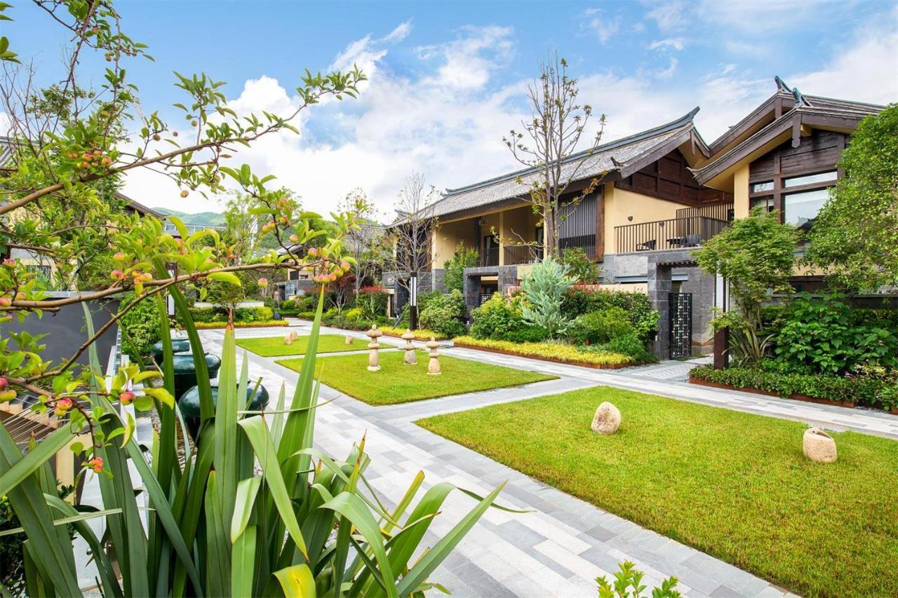 Howard Johnson Jinlin Plaza Lijiang Lijiang  Exterior foto