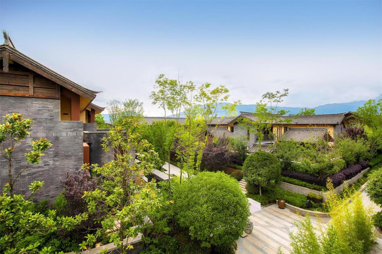 Howard Johnson Jinlin Plaza Lijiang Lijiang  Exterior foto